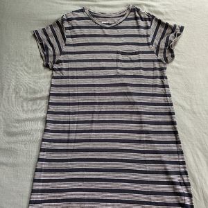 Pact T-shirt Pocket Dress